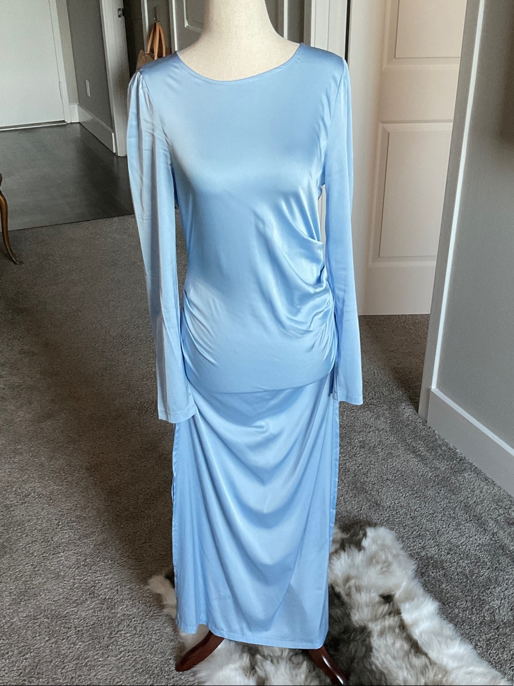 Elegant Light Blue Long Sleeve Satin Dress